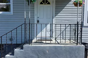 523 Hawthorne Ave, Uniondale, NY 11553 - Photo 2