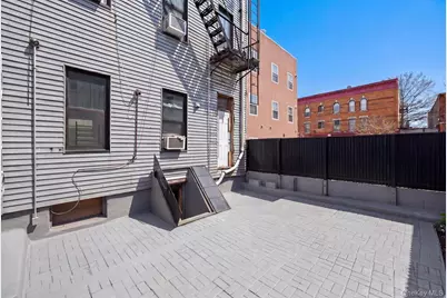 965 Glenmore Avenue, Brooklyn, NY 11208 - Photo 36
