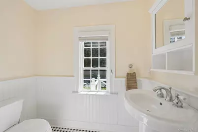 189 Main Street, Sag Harbor, NY 11963 - Photo 12