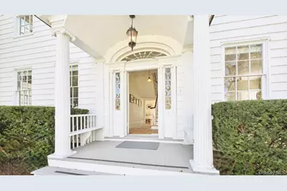 189 Main Street, Sag Harbor, NY 11963 - Photo 2