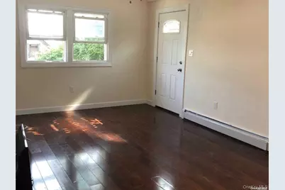 422 E Chester Street #Upper, Long Beach, NY 11561 - Photo 2