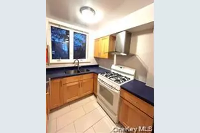 1945 Paulding Avenue, Bronx, NY 10462 - Photo 4
