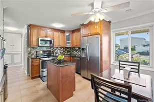 64 Arrow Ln, Hicksville, NY 11801 - Photo 2