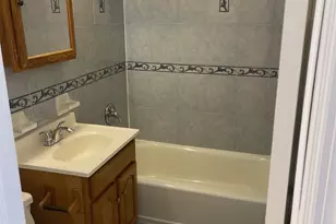 21 Vernon Ave, Brooklyn, NY 11206 - Photo 10