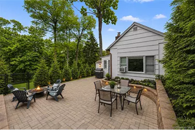 109 W Park Avenue, Pearl River, NY 10965 - Photo 46