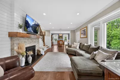 109 W Park Avenue, Pearl River, NY 10965 - Photo 22