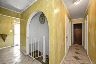 2255 Parkhurst Rd, Elmont, NY 11003 - Photo 16