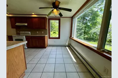 8 Lake Avenue, Monroe, NY 10950 - Photo 14
