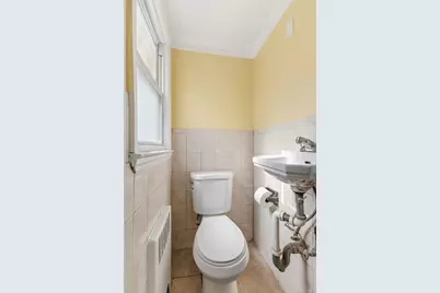 15073 Foch Boulevard, Jamaica, NY 11434 - Photo 18