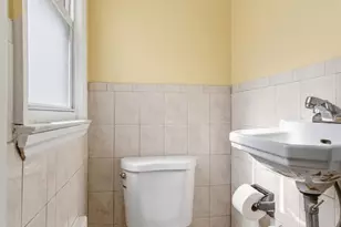 150-73 Foch Blvd, Jamaica, NY 11434 - Photo 18