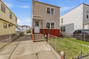 150-73 Foch Blvd, Jamaica, NY 11434 - Photo 4