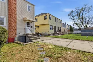 150-73 Foch Blvd, Jamaica, NY 11434 - Photo 2