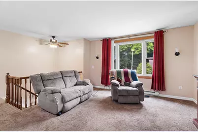 22 Hill View Road, New Windsor, NY 12553 - Photo 4