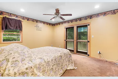 22 Hill View Road, New Windsor, NY 12553 - Photo 12