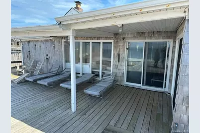71 Bayview Walk, Cherry Grove, NY 11782 - Photo 2