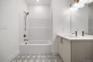 306 Bluestone Ct, Maybrook, NY 12543 - Photo 16