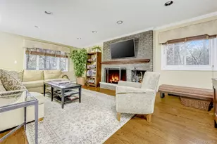8 Kings Gate Rd, Suffern, NY 10901 - Photo 4