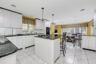 8 Kings Gate Rd, Suffern, NY 10901 - Photo 8