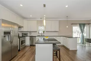 1246 Oakfield Ave, Wantagh, NY 11793 - Photo 8