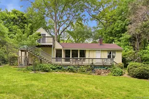 4 Meadowood Ct, Huntington, NY 11743 - Photo 12