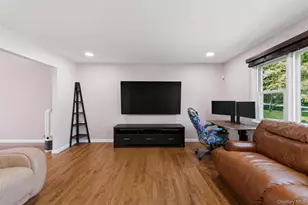21 Denver Dr, New City, NY 10956 - Photo 4