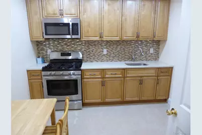 122 Forest Avenue #Rear, Glen Cove, NY 11542 - Photo 12