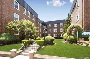 185 Atlantic Ave, Lynbrook, NY 11563 - Photo 2