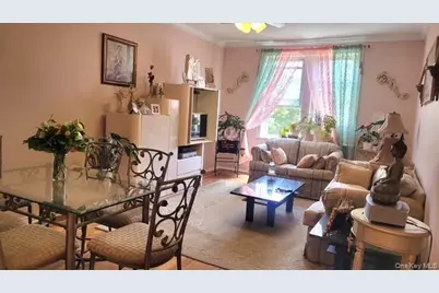 185 Atlantic Avenue #B-10, Lynbrook, NY 11563 - Photo 4