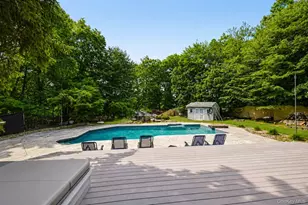 11 Country Hollow, Highland Mills, NY 10930 - Photo 38