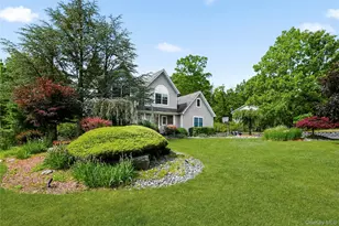 11 Country Hollow, Highland Mills, NY 10930 - Photo 2
