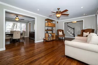 29 Oakdale Avenue, New Rochelle, NY 10801 - Photo 2