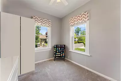36 Lakeview Avenue, Scarsdale, NY 10583 - Photo 22