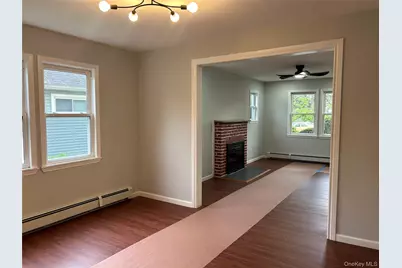 7 Bristol Street, Lynbrook, NY 11563 - Photo 6