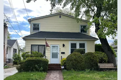 7 Bristol Street, Lynbrook, NY 11563 - Photo 2