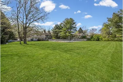 479 Half Hollow Road, Dix Hills, NY 11746 - Photo 28