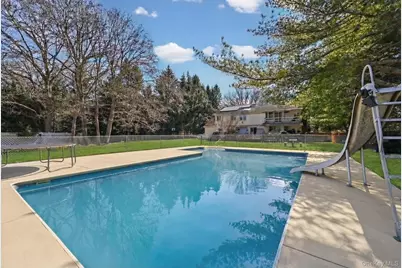 479 Half Hollow Road, Dix Hills, NY 11746 - Photo 24