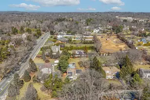 479 Half Hollow Rd, Dix Hills, NY 11746 - Photo 32