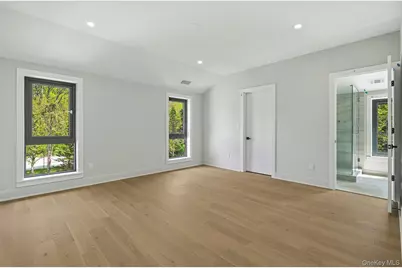 29 Soundview Lane, Sands Point, NY 11050 - Photo 26