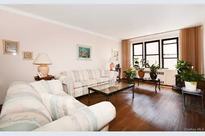 143-50 Hoover Avenue #416, Briarwood, NY 11435 - Photo 8