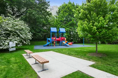 161 Pearsall Drive #6H, Mount Vernon, NY 10552 - Photo 14
