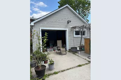 23037 88th Avenue, Bellerose, NY 11427 - Photo 18