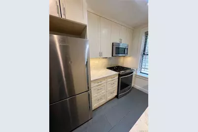 1922 McGraw Avenue #1H, Bronx, NY 10462 - Photo 10