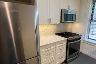 1922 McGraw Ave, Bronx, NY 10462 - Photo 10