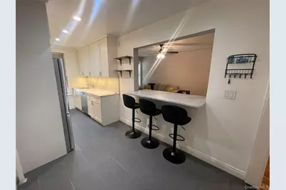 1922 McGraw Avenue #1H, Bronx, NY 10462 - Photo 6
