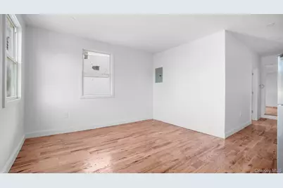 1148 E 211th Street, Bronx, NY 10469 - Photo 16