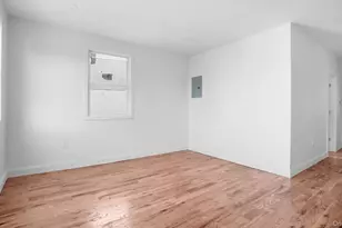 1148 E 211th St, Bronx, NY 10469 - Photo 16