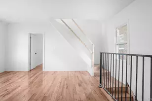 1148 E 211th St, Bronx, NY 10469 - Photo 14
