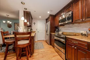 185 W Park Ave, Long Beach, NY 11561 - Photo 8