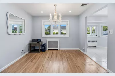 126 Henry Street, Massapequa, NY 11758 - Photo 10