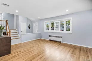 126 Henry St, Massapequa, NY 11758 - Photo 8